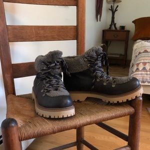 Fall/winter fuzzy ankle boots